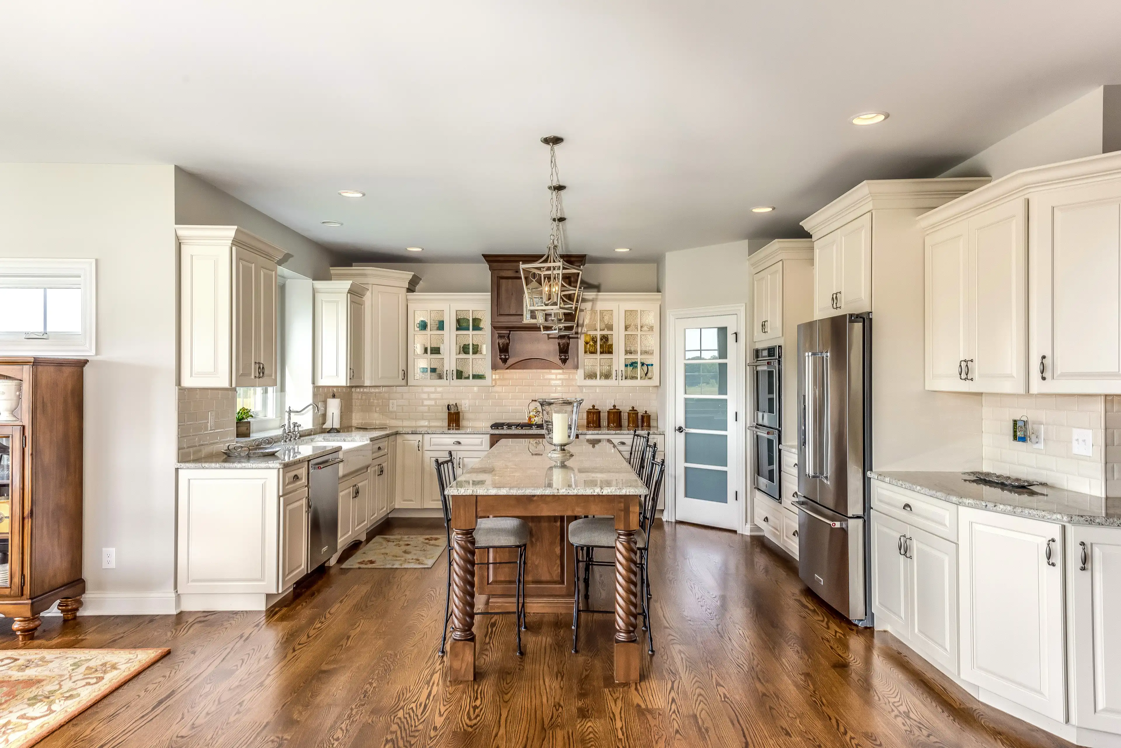 Cabinet Refacing Inspiration Image 5 | MK Enhancement | Hamilton